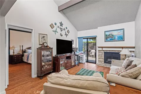 1639 S Heritage Cir, Anaheim, CA 92804