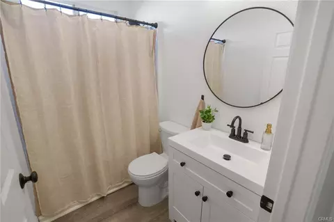 Bath - 15177 Braxton St, Adelanto, CA 92301 photo 4 of 6