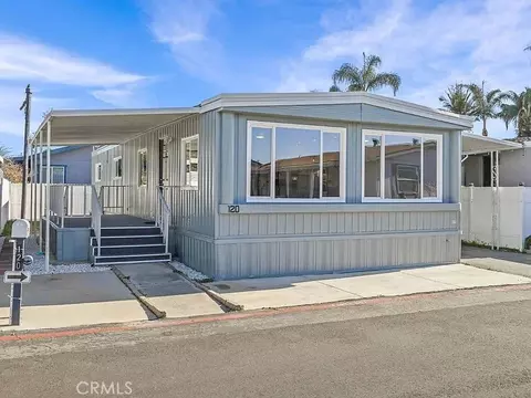 120 Sumac Ln, Fountain Valley, CA 92708