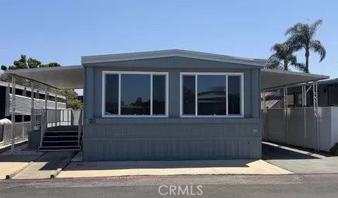 120 Sumac Ln, Fountain Valley, CA 92708