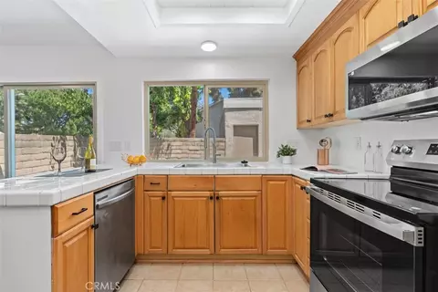 Kitchen - 2 Snapdragon, Irvine, CA 92604 photo 3 of 3