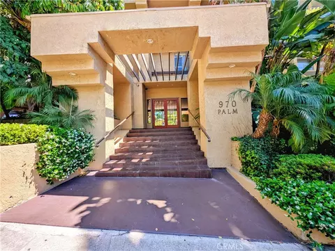 970 Palm Ave #215, West Hollywood, CA 90069