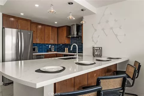 Kitchen - 700 E Ocean #1606, Long Beach, CA 90802 photo 2 of 2