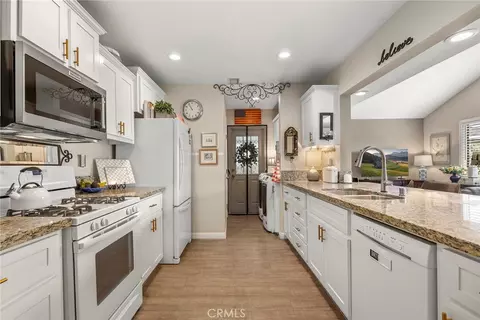 4334 Conquista Ave, Lakewood, CA 90713