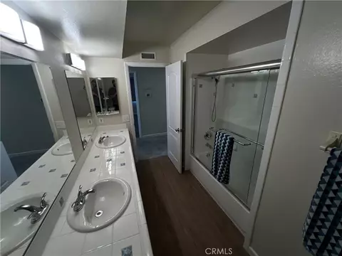 Bath - 508 Six Nations Ave, Placentia, CA 92870 photo 5 of 5
