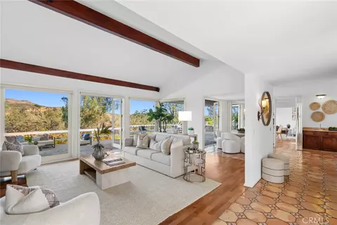 10392 Mira Vis, North Tustin, CA 92705