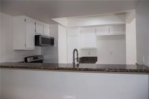 8847 Willis Ave #9, Panorama City, CA 91402