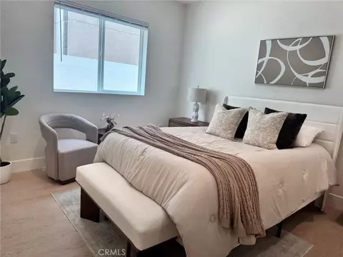 Bedroom - 16619 Lake Ave, Paramount, CA 90723 photo 5 of 13