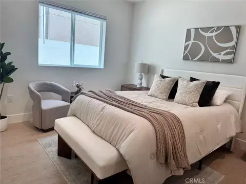 Bedroom - 16619 Lake Ave, Paramount, CA 90723 photo 5 of 12