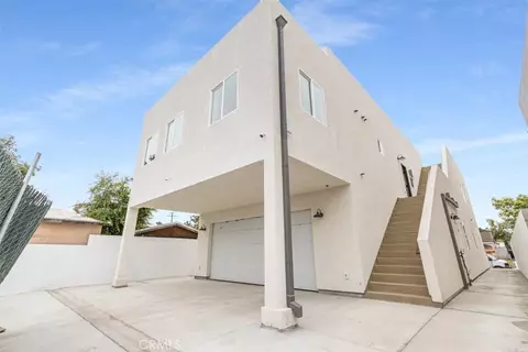 Exterior - 16619 Lake Ave, Paramount, CA 90723 photo 5 of 8