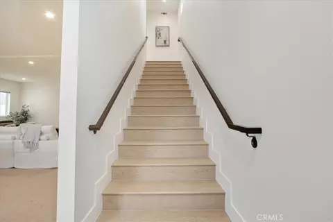 Entry Way - 16619 Lake Ave, Paramount, CA 90723 photo 1 of 1