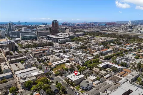View/Area - 401 W 5th St #1A, Long Beach, CA 90802 photo 3 of 4