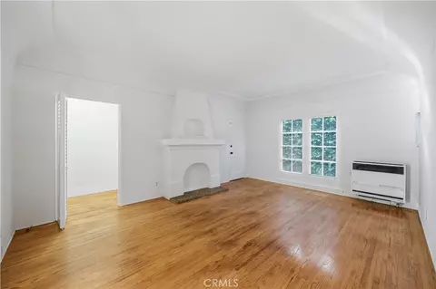 Living - 2930 E 3rd, Long Beach, CA 90814 photo 1 of 3