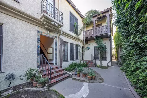 Exterior - 2930 E 3rd, Long Beach, CA 90814 photo 2 of 3