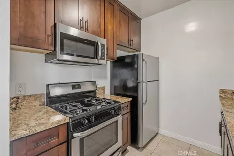 Kitchen - 2930 E 3rd, Long Beach, CA 90814 photo 2 of 3