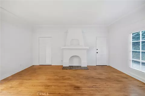 Living - 2930 E 3rd, Long Beach, CA 90814 photo 2 of 3