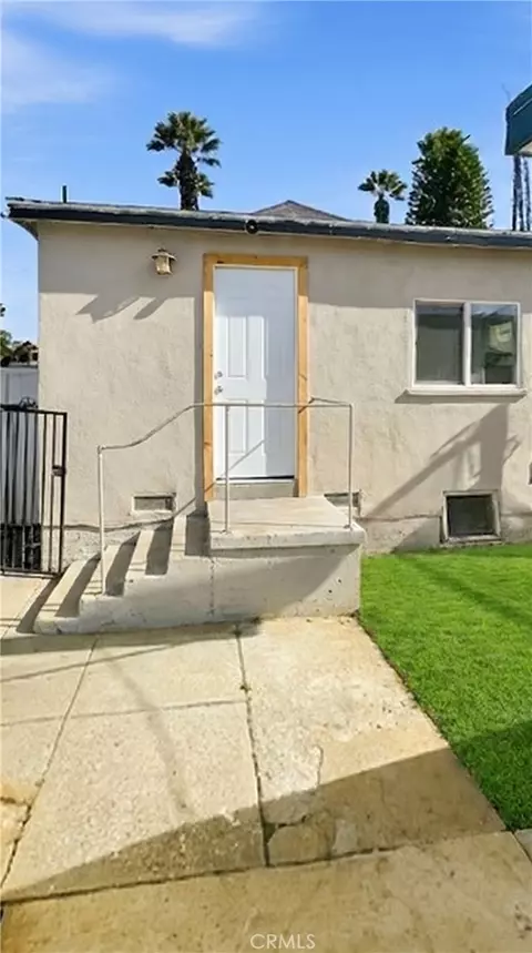 Exterior - 2944 6th, Riverside, CA 92507 photo 3 of 4