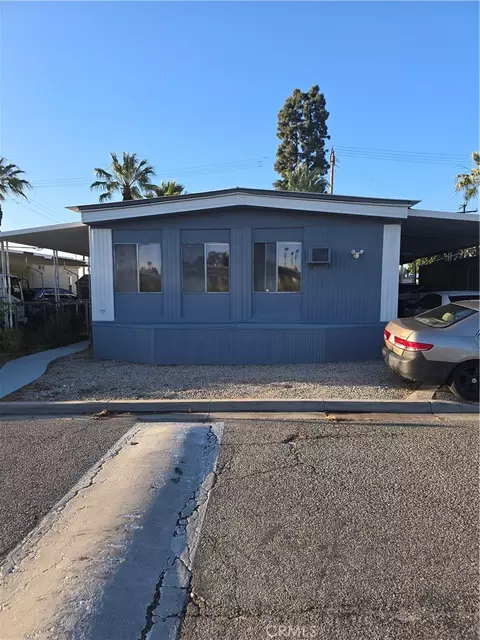 46 Round Table, Riverside, CA 92507