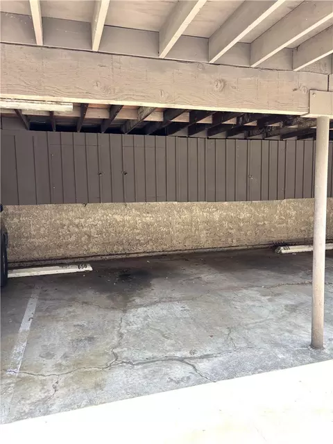 Exterior - 7890 E Spg #4V, Long Beach, CA 90815 photo 8 of 9