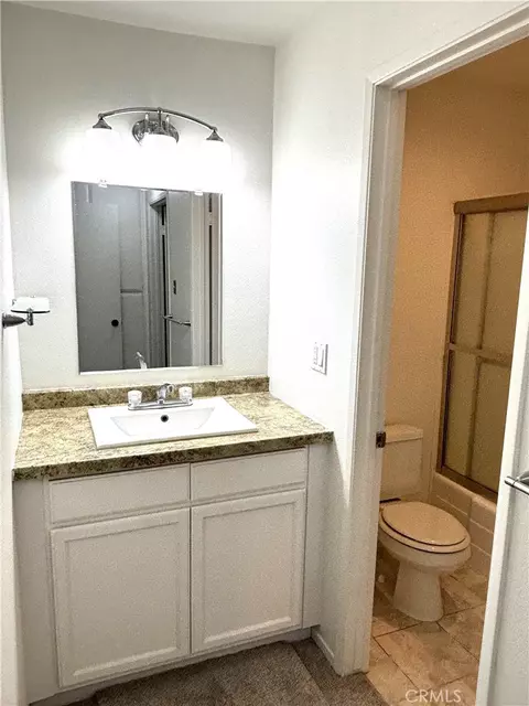 Bath - 7890 E Spg #4V, Long Beach, CA 90815 photo 1 of 2