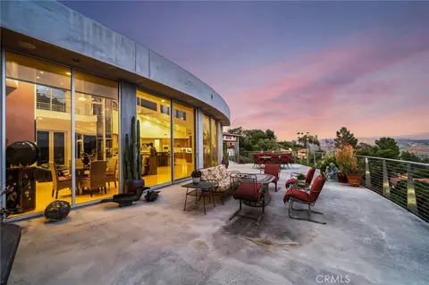 10182 Cowan Heights Dr, North Tustin, CA 92705