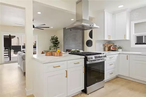Kitchen - 1612 E Palmyra, Orange, CA 92866 photo 3 of 4