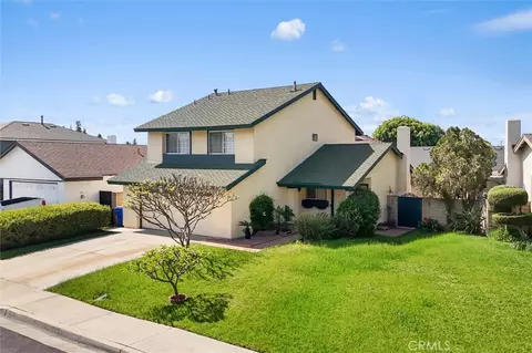 5460 E Village Dr, Commerce, CA 90040