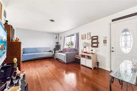 Living - 10271 Garrett Rd, Stanton, CA 90680 photo 2 of 4