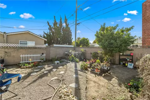 Exterior - 10271 Garrett Rd, Stanton, CA 90680 photo 1 of 5