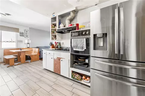 Kitchen - 10271 Garrett Rd, Stanton, CA 90680 photo 6 of 7