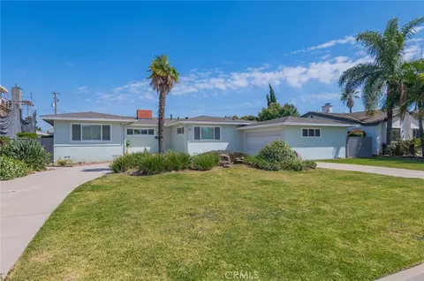 10252 Lesterford, Downey, CA 90241