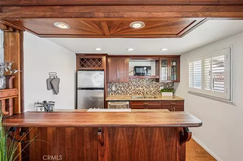 Kitchen - 644 Manhattan Bch #10, Manhattan Beach, CA 90266 photo 2 of 6