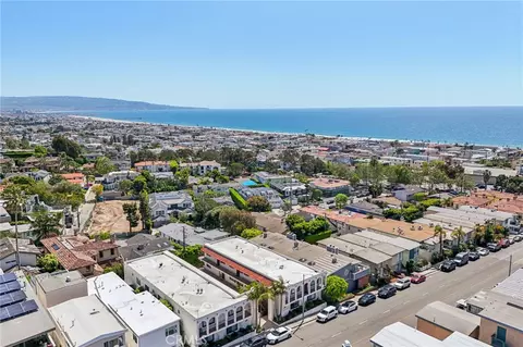 View/Area - 644 Manhattan Bch #10, Manhattan Beach, CA 90266 photo 2 of 2