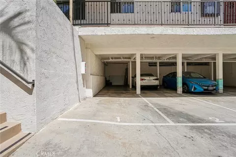 Exterior - 644 Manhattan Bch #10, Manhattan Beach, CA 90266 photo 3 of 3