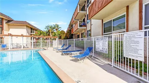 Exterior - 5585 E Pacific Coast #230, Long Beach, CA 90804 photo 3 of 11