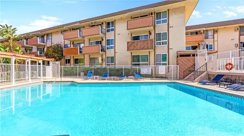 Exterior - 5585 E Pacific Coast #230, Long Beach, CA 90804 photo 4 of 11
