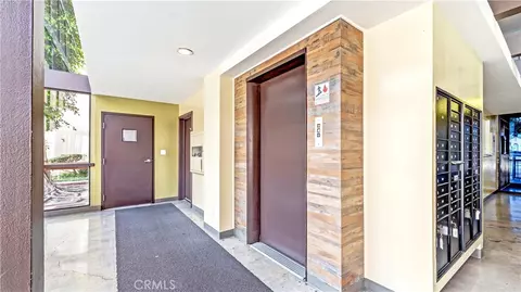 Entry Way - 5585 E Pacific Coast #230, Long Beach, CA 90804 photo 1 of 3