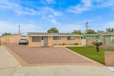 11812 Fortney Dr, Anaheim, CA 92804