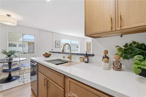 Kitchen - 2500 E 2nd #405, Long Beach, CA 90803 photo 2 of 5