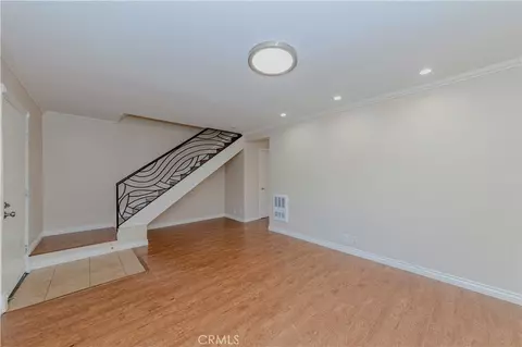 Living - 49 Meadowgrass, Irvine, CA 92604 photo 2 of 4