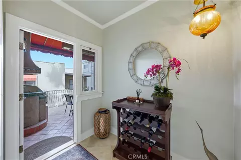 Entry Way - 3409 E 2nd, Long Beach, CA 90803 photo 3 of 4
