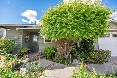 1224 E Orange Grv, Orange, CA 92867