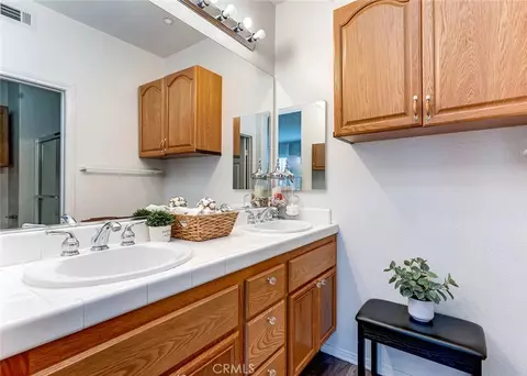 Bath - 1264 Mcfadden, Fullerton, CA 92833 photo 1 of 2
