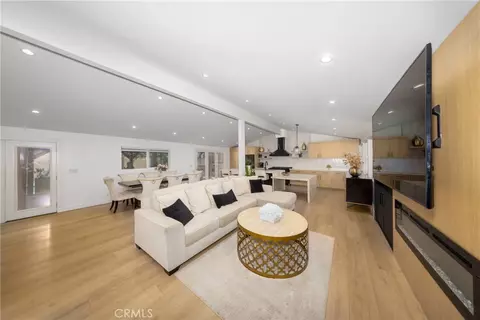 12746 Martha Ann Dr, Los Alamitos, CA 90720