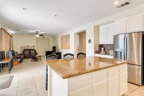 Kitchen - 31271 Moss, Mentone, CA 92359 photo 1 of 3