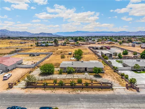 View/Area - 14975 Gayhead, Apple Valley, CA 92307 photo 3 of 3
