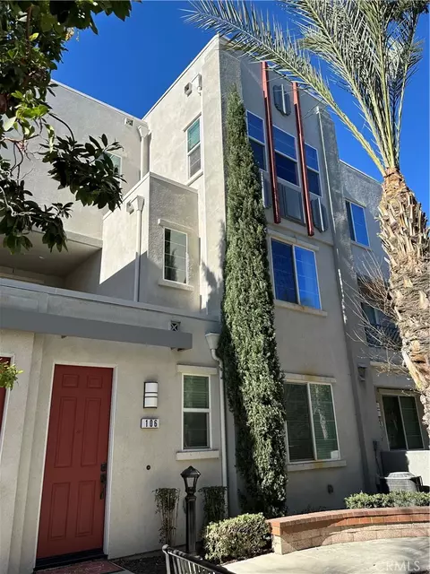 106 Eureka Pl, Upland, CA 91786