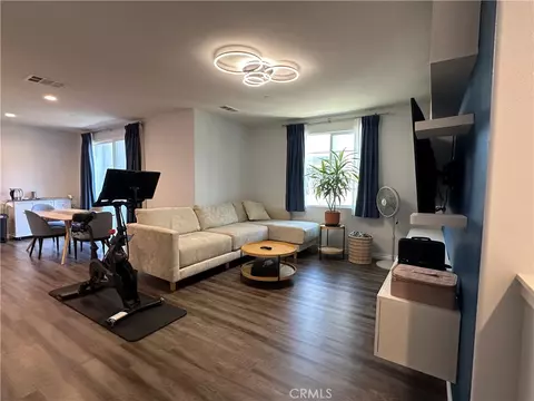 Living - 106 Eureka Pl, Upland, CA 91786 photo 2 of 2