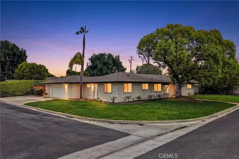 13382 Mount Hood, Santa Ana, CA 92705