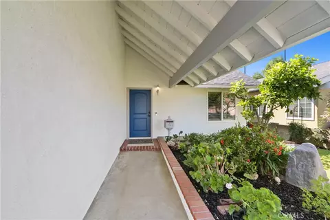 11685 Lakia, Cypress, CA 90630